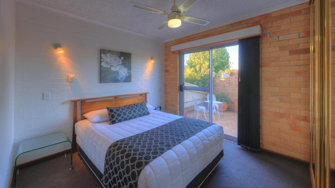 Cousins Motor Inn Inverell Esterno foto
