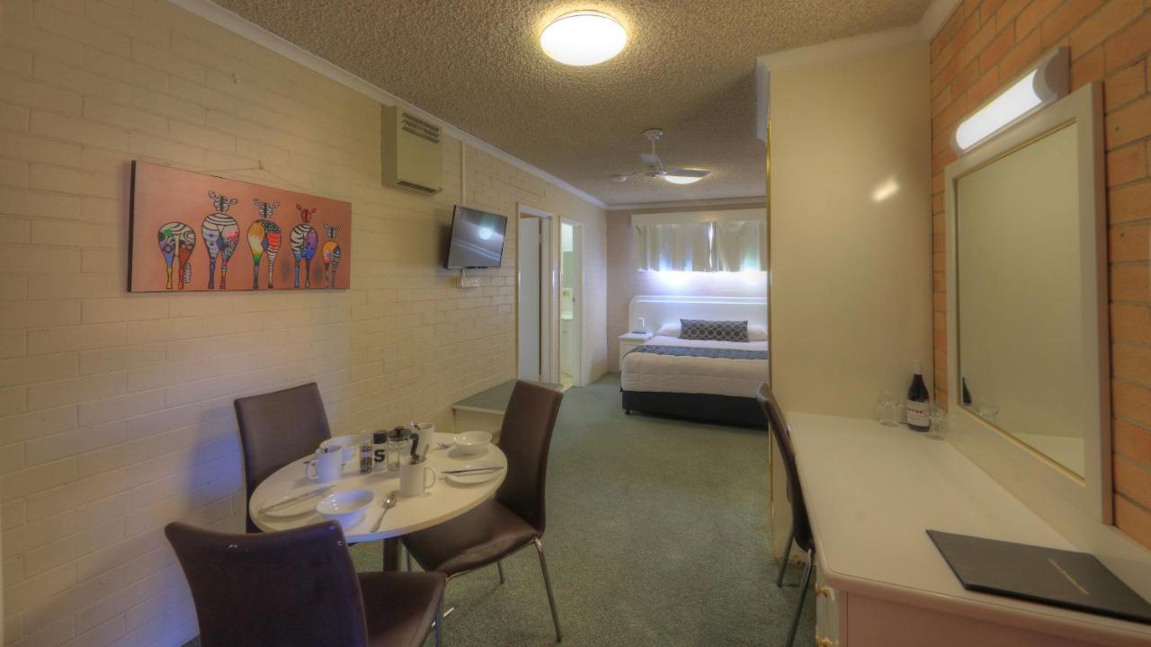 Cousins Motor Inn Inverell Esterno foto