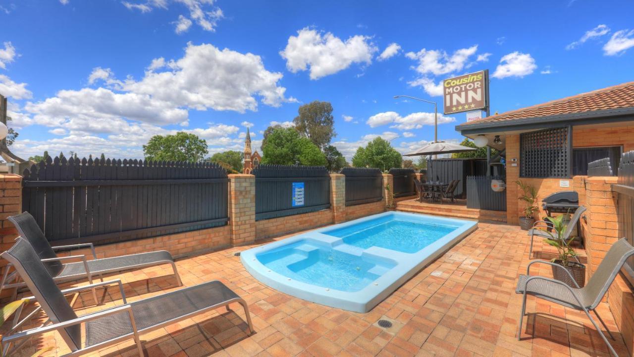 Cousins Motor Inn Inverell Esterno foto