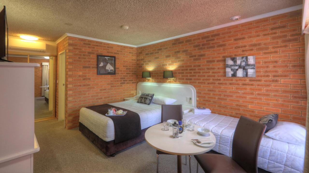 Cousins Motor Inn Inverell Esterno foto