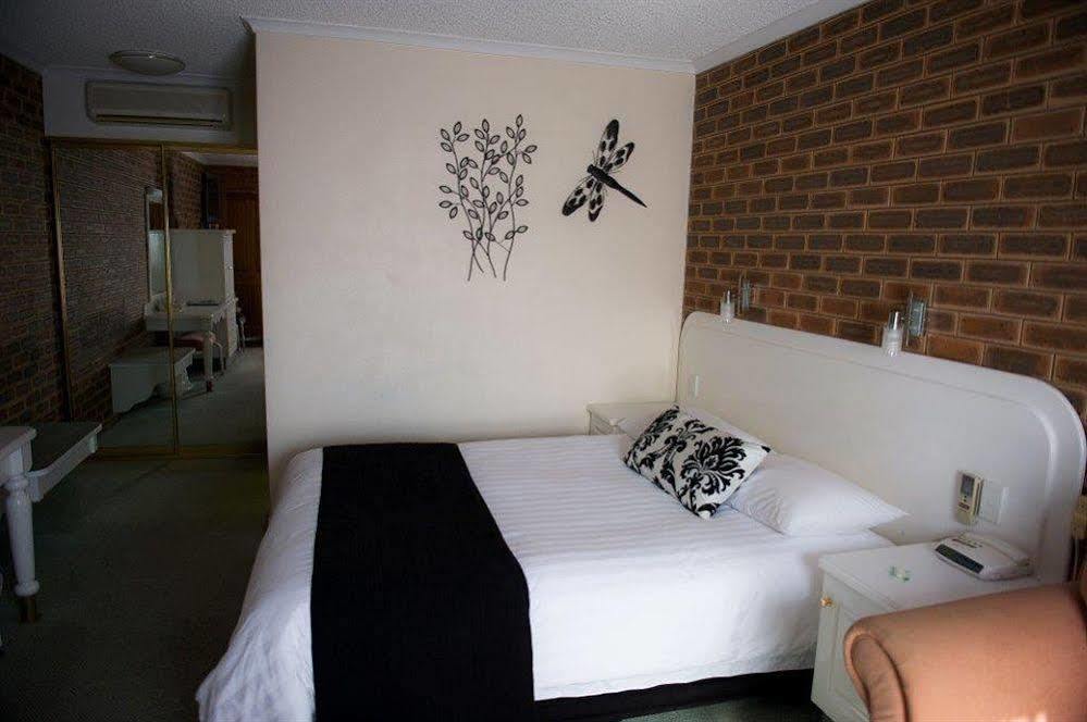 Cousins Motor Inn Inverell Esterno foto