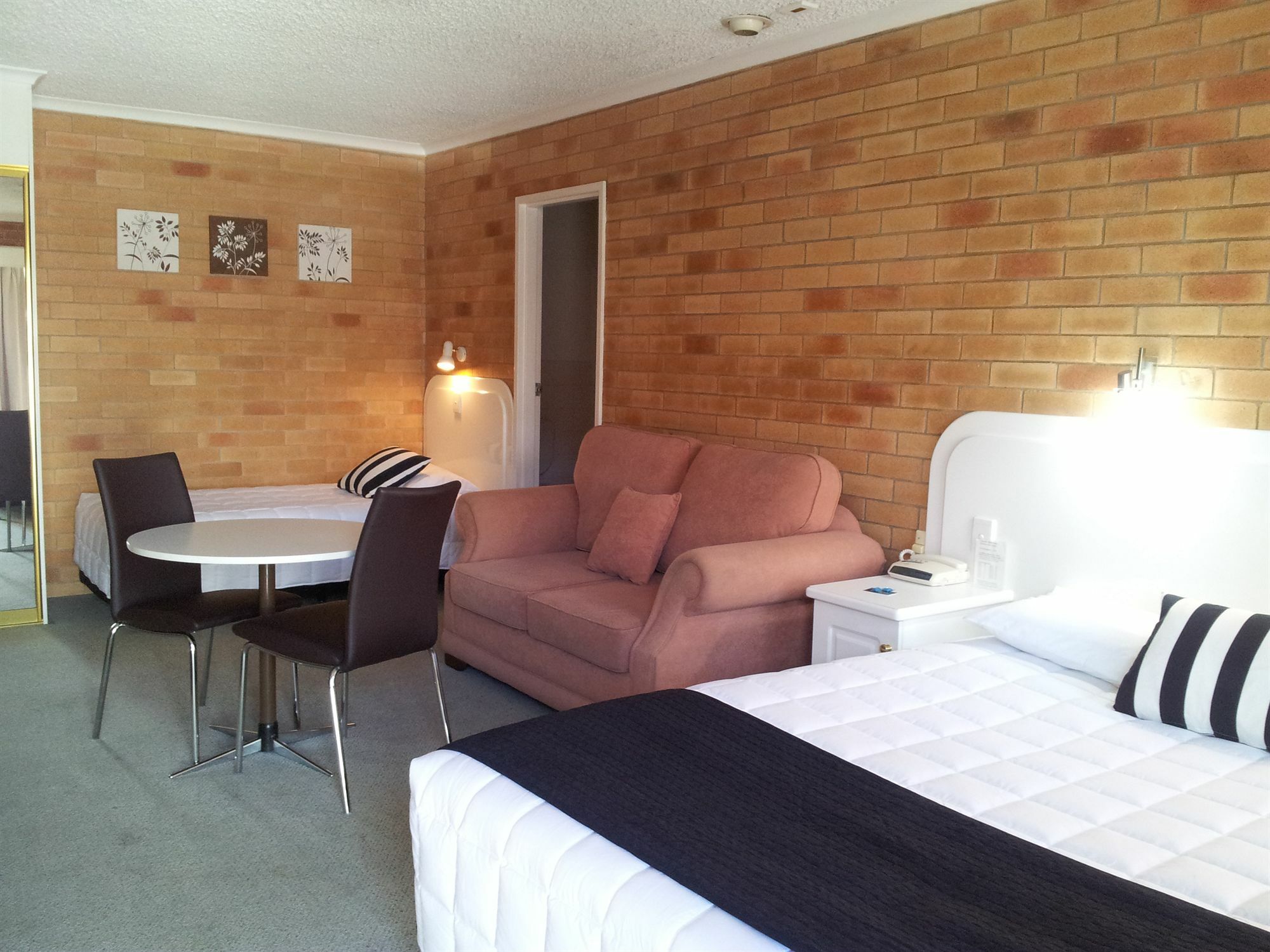 Cousins Motor Inn Inverell Esterno foto